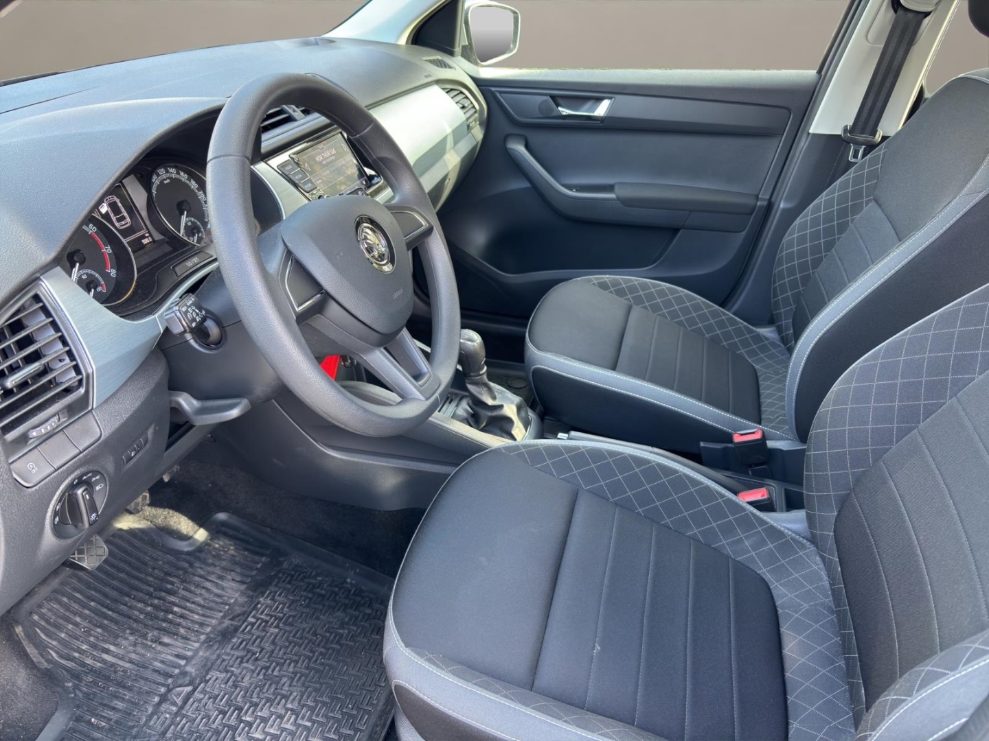 Skoda Fabia Combi, Climatronic, Sitzheizung, Tempomat, brilliant-silber metallic – Bild 9