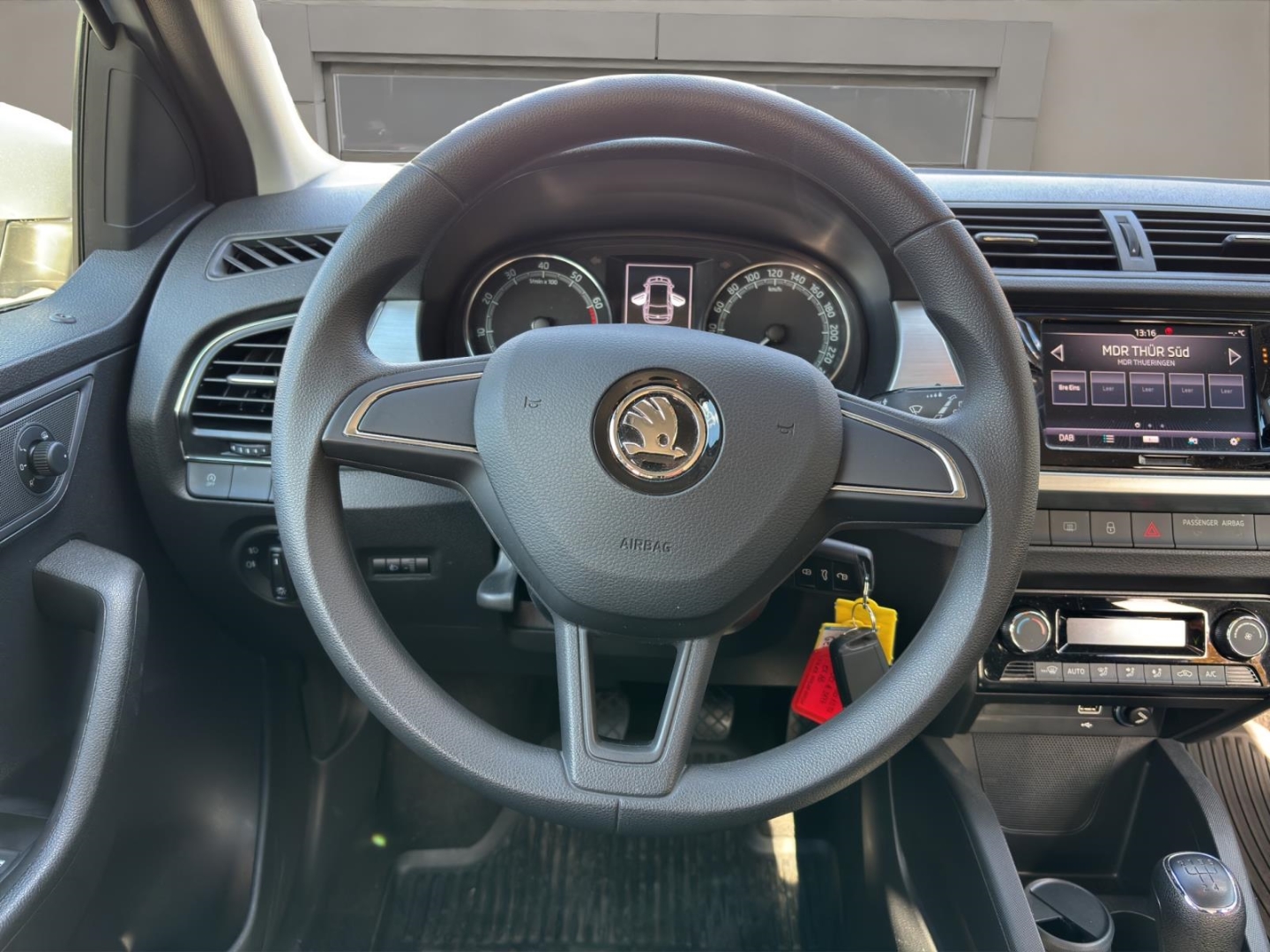 Skoda Fabia Combi, Climatronic, Sitzheizung, Tempomat, brilliant-silber metallic – Bild 10