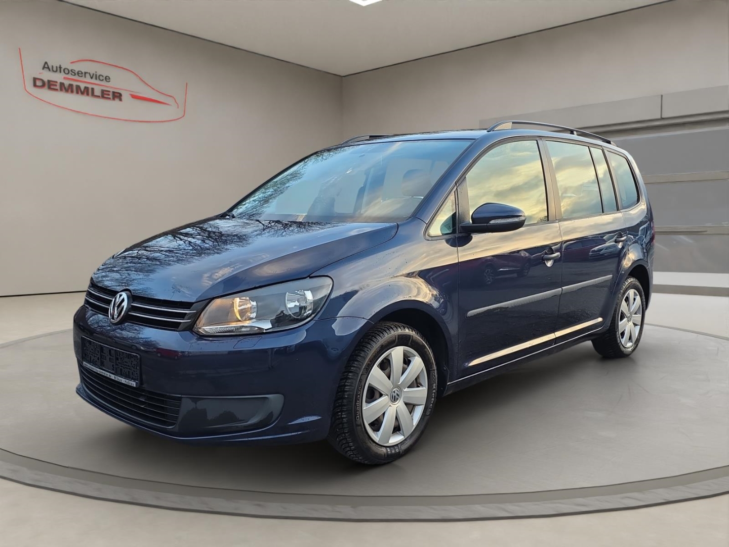 VW Touran 7-Sitzer, Climatic, PDC, Sitzheizung, night blue metallic (blau)