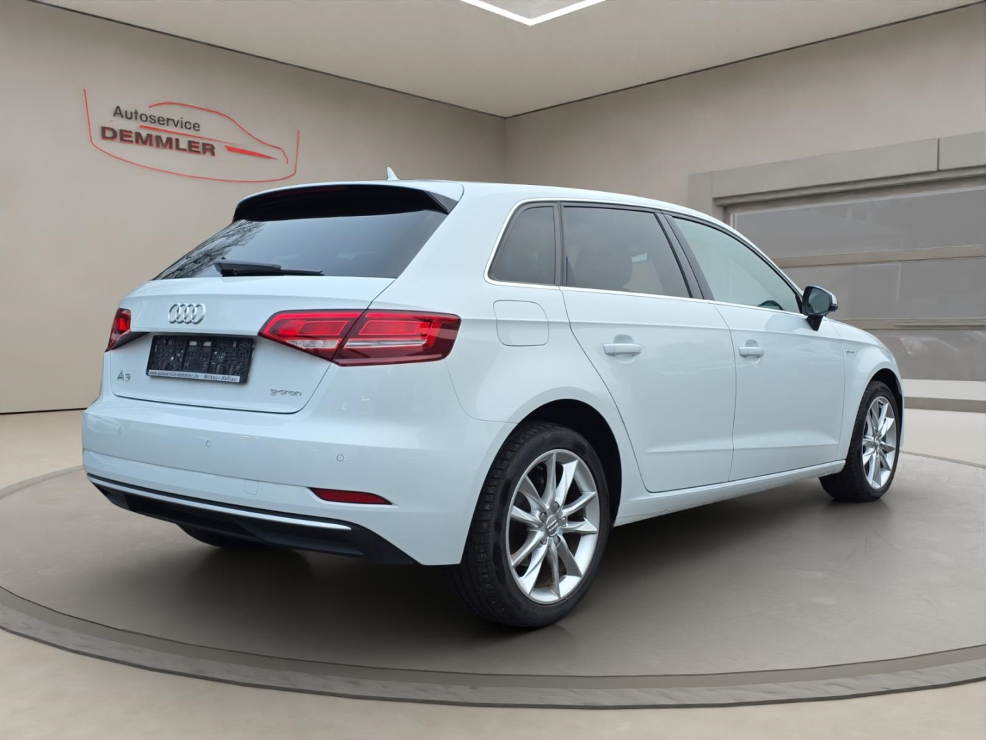 Audi A3 Sportback g-tron sport,Xenon,Navi,Tempomat,Climatronic,Sitzheizung, gletscherweiß metallic – Bild 5