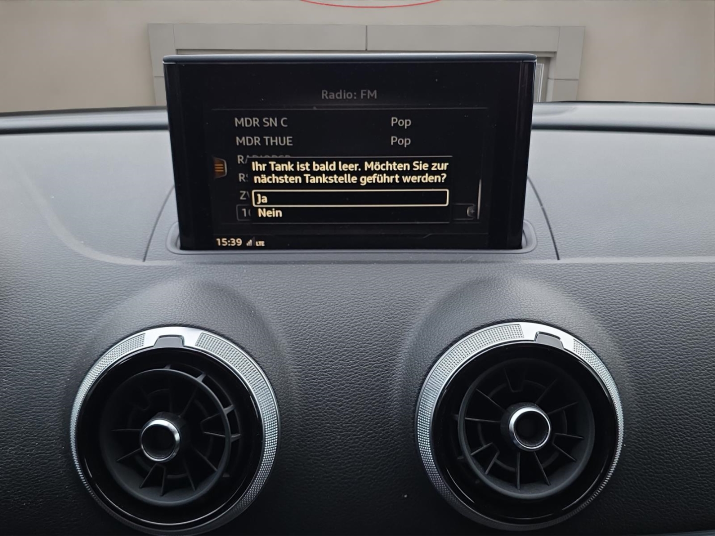 Audi A3 Sportback g-tron sport,Xenon,Navi,Tempomat,Climatronic,Sitzheizung, gletscherweiß metallic – Bild 16