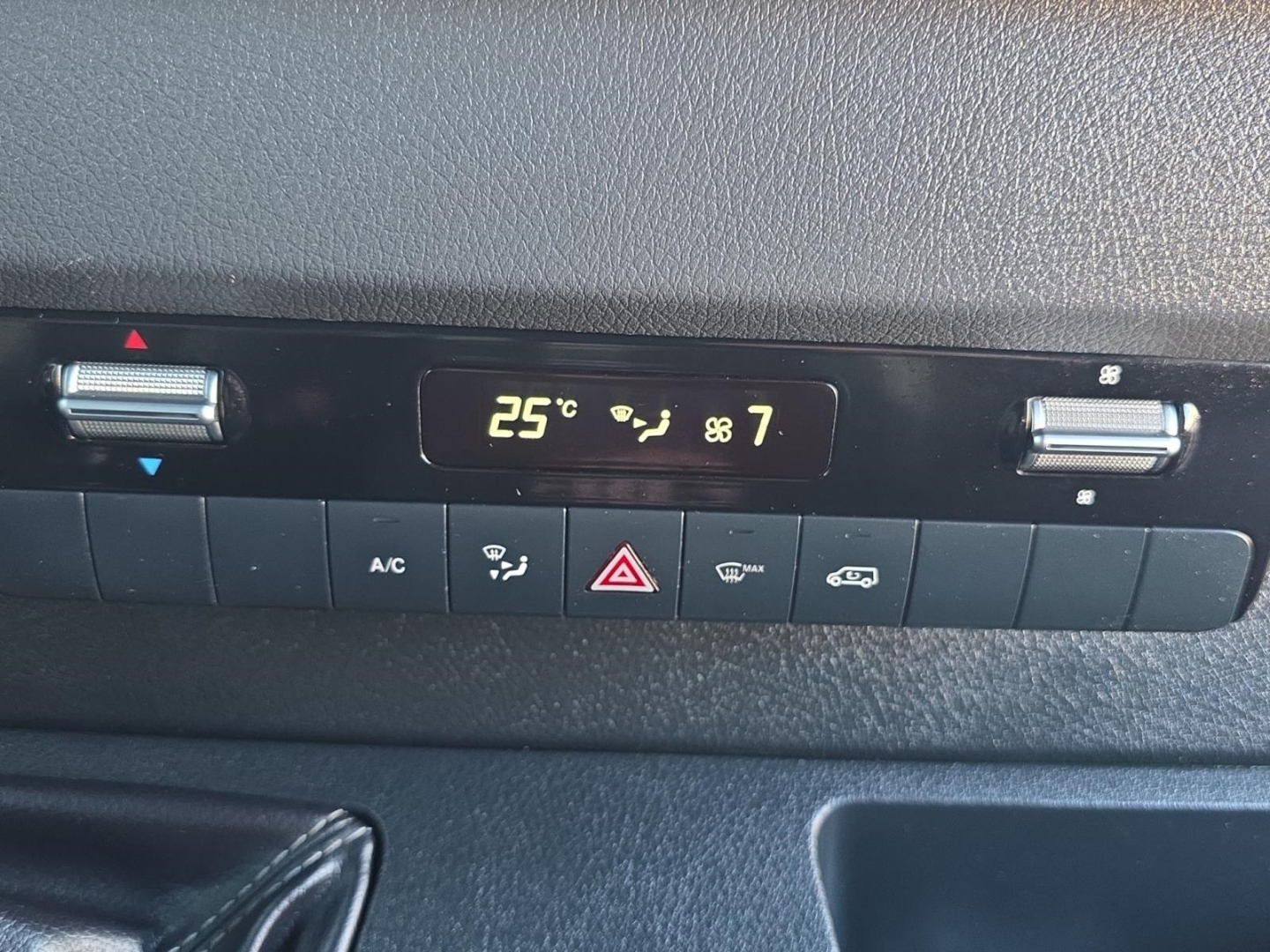 Mercedes-Benz Sprinter III Kasten ,214 CDI ,Klima, Navi, AHK,, arktikweiss – Bild 16