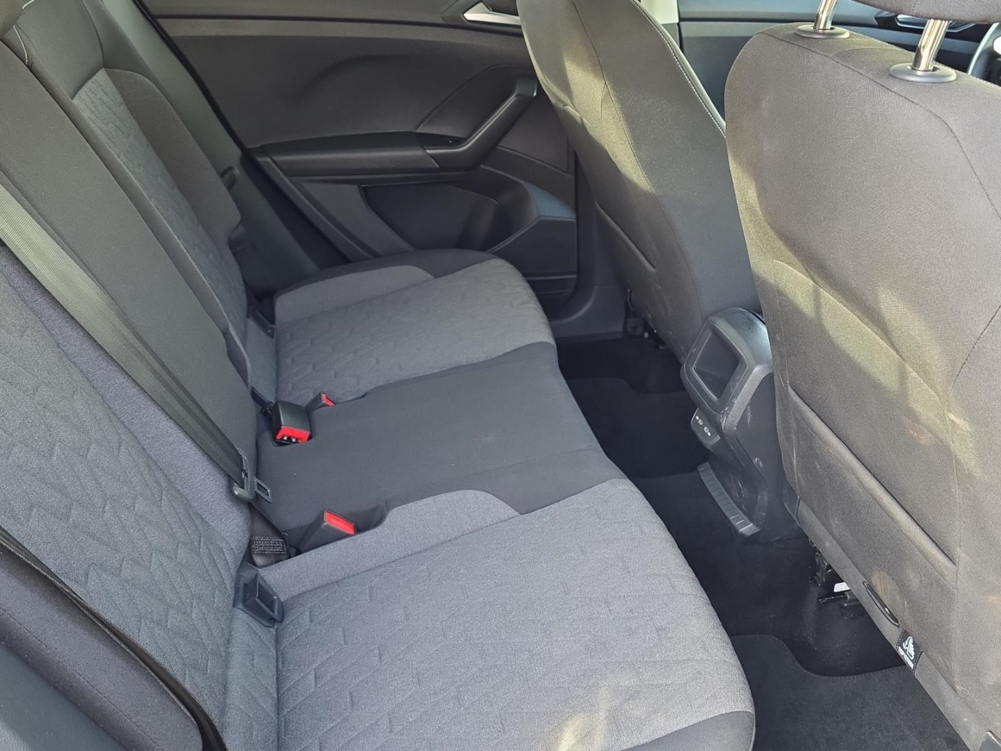 VW T-Cross 1.0 TSI Life, LED, Climatronic,ACC,PDC,Tempomat, deep black perleffekt (schwarz) – Bild 10