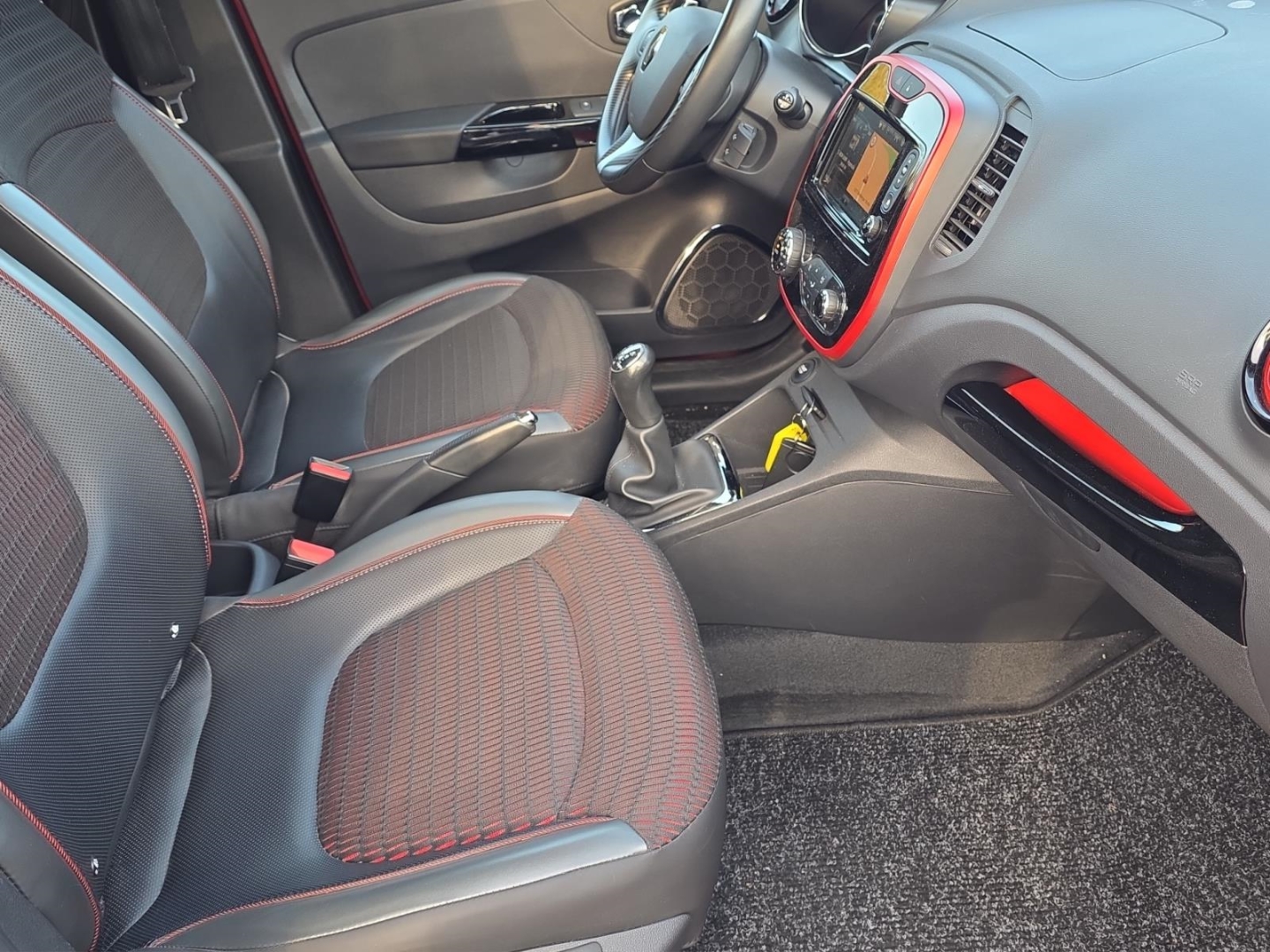 Renault Captur XMOD,Navi,Climatronic,Sitzheizung,Tempomat,PDC, rot – Bild 16