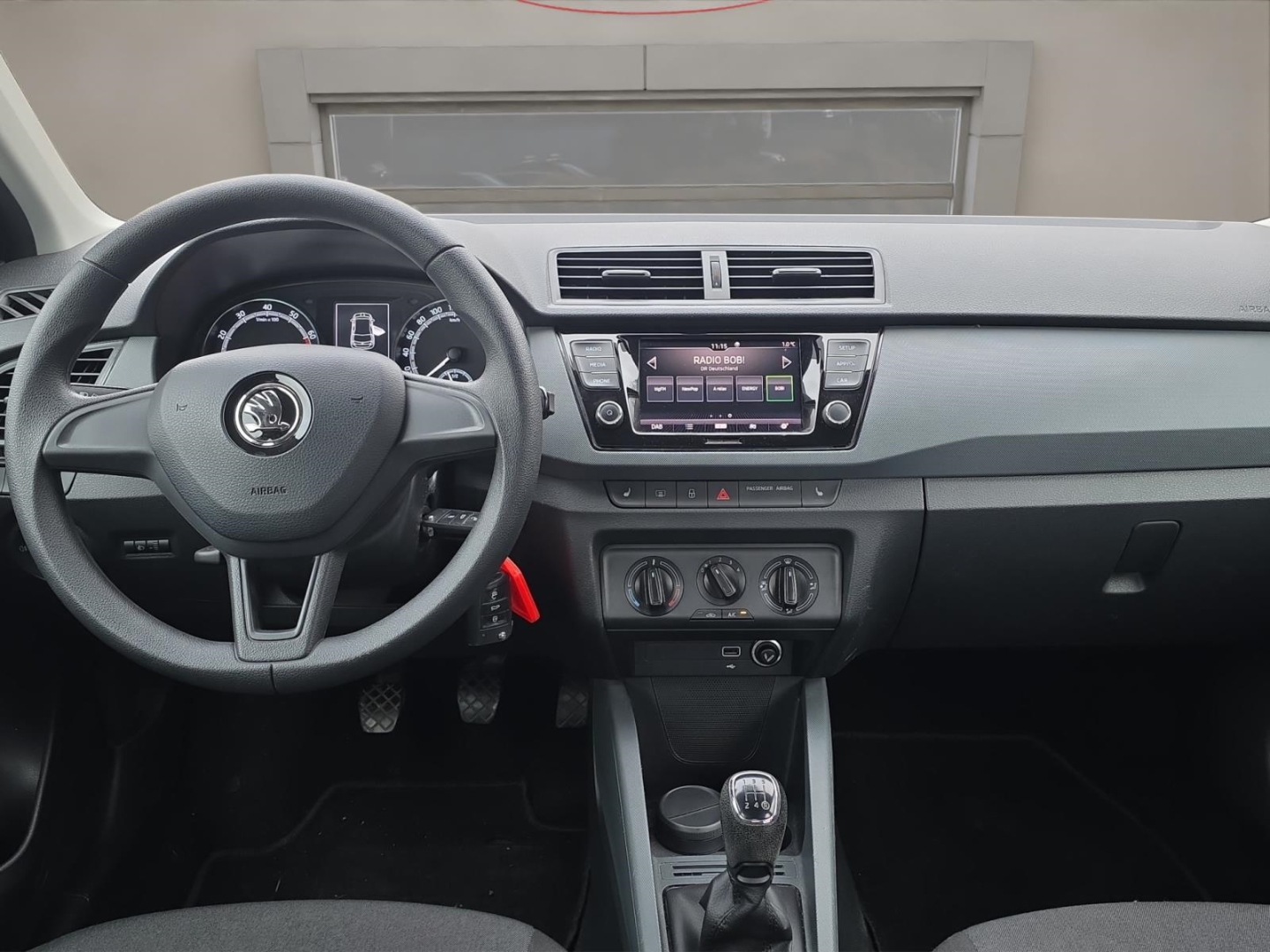 Skoda Fabia Cool Plus 1.0 Klima, Sitzheizung, Radio MP3, corrida-rot – Bild 11