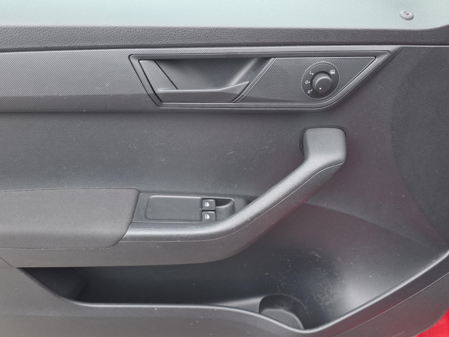 Skoda Fabia Cool Plus 1.0 Klima, Sitzheizung, Radio MP3, corrida-rot – Bild 14