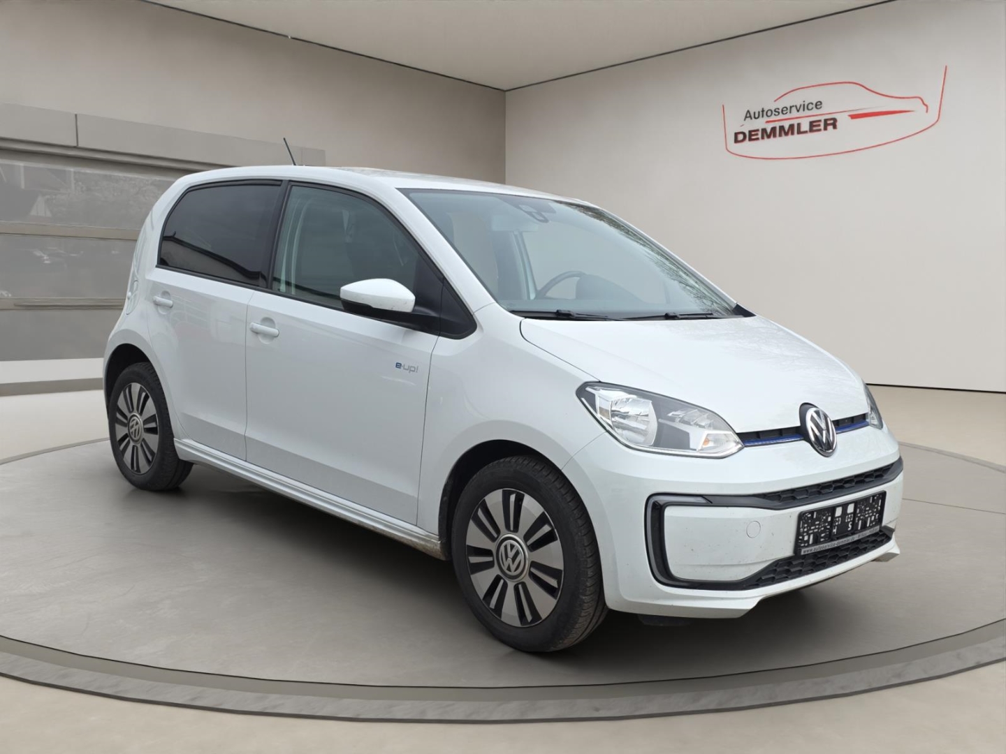 VW up e-up! up!,Climatic,Tempomat,Winter-Paket,R.-Kamera, pure white (weiss) – Bild 3