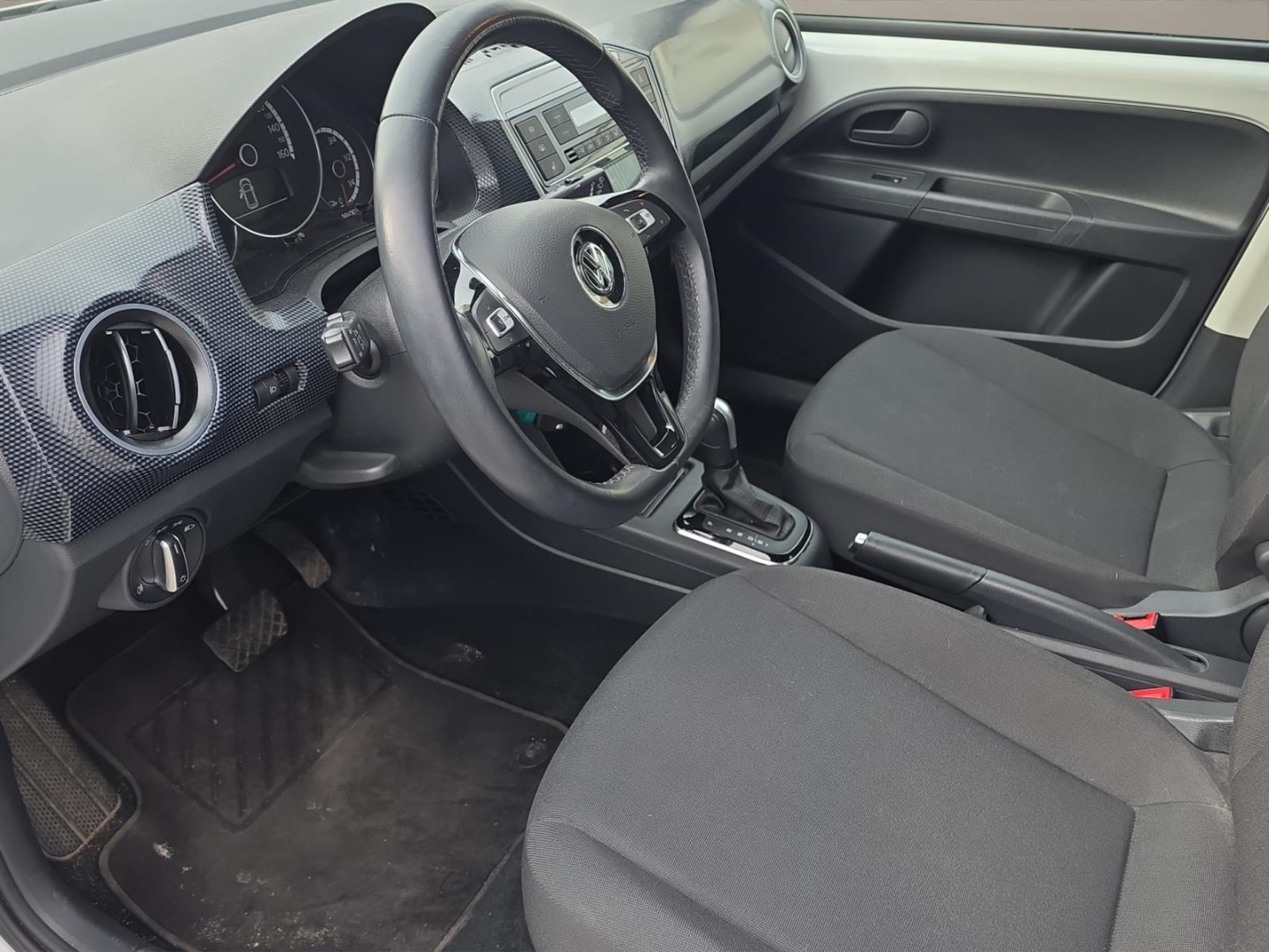 VW up e-up! up!,Climatic,Tempomat,Winter-Paket,R.-Kamera, pure white (weiss) – Bild 13