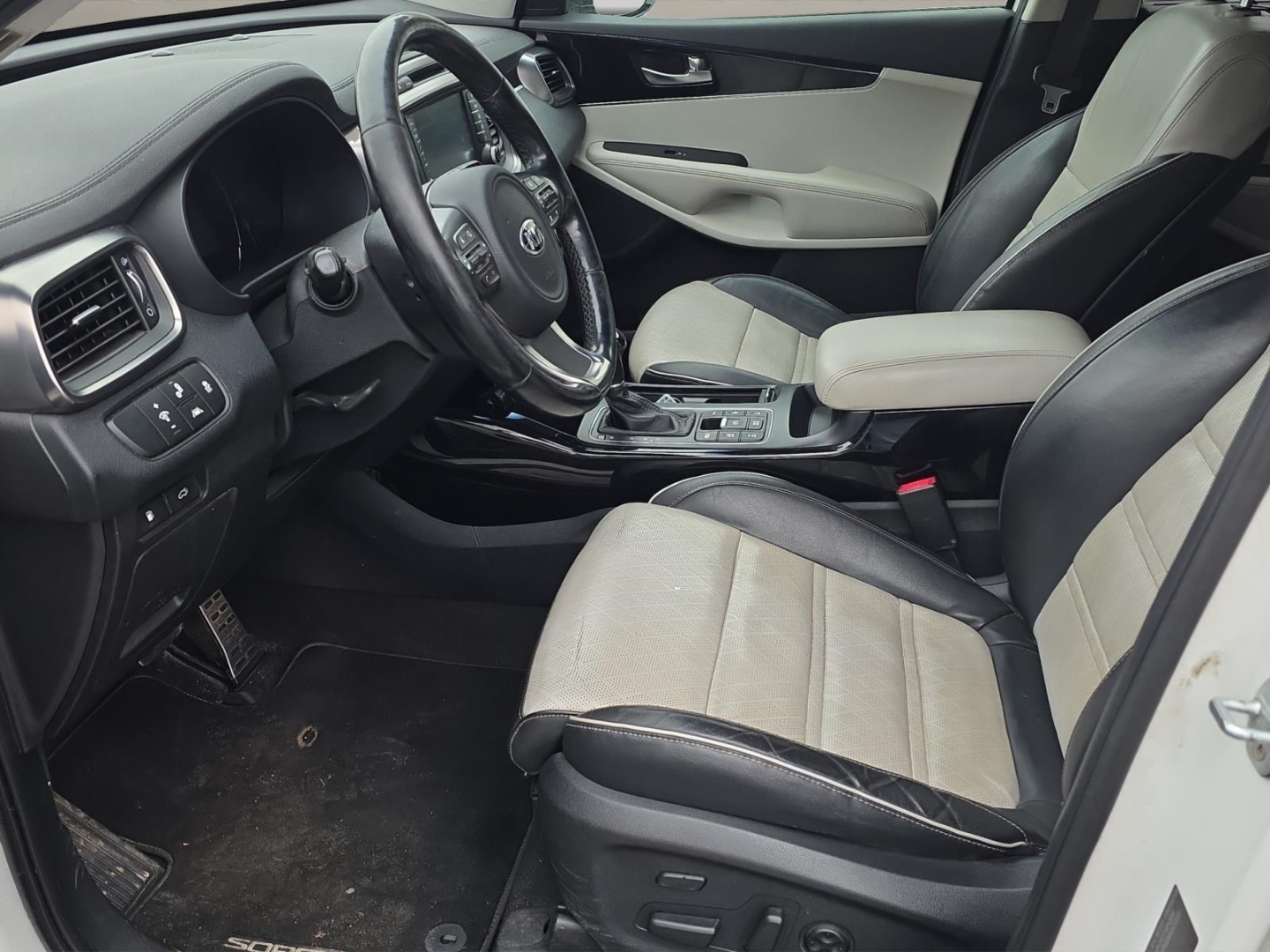 Kia Sorento Platinum Edition 4WD,AHK, Vollausstattung, (swp) snow white pearl met (weiss) – Bild 13