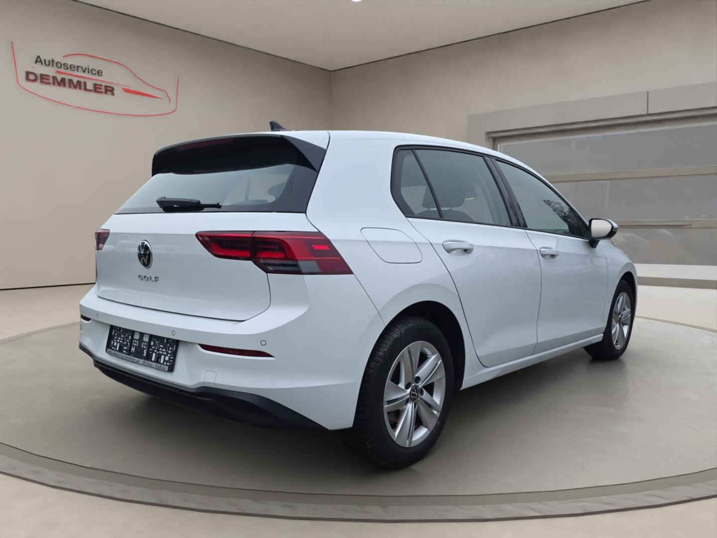 VW Golf VIII Life 1.5 TSI,Climatronik,LED,Parksensoren, pure white (weiss) – Bild 5