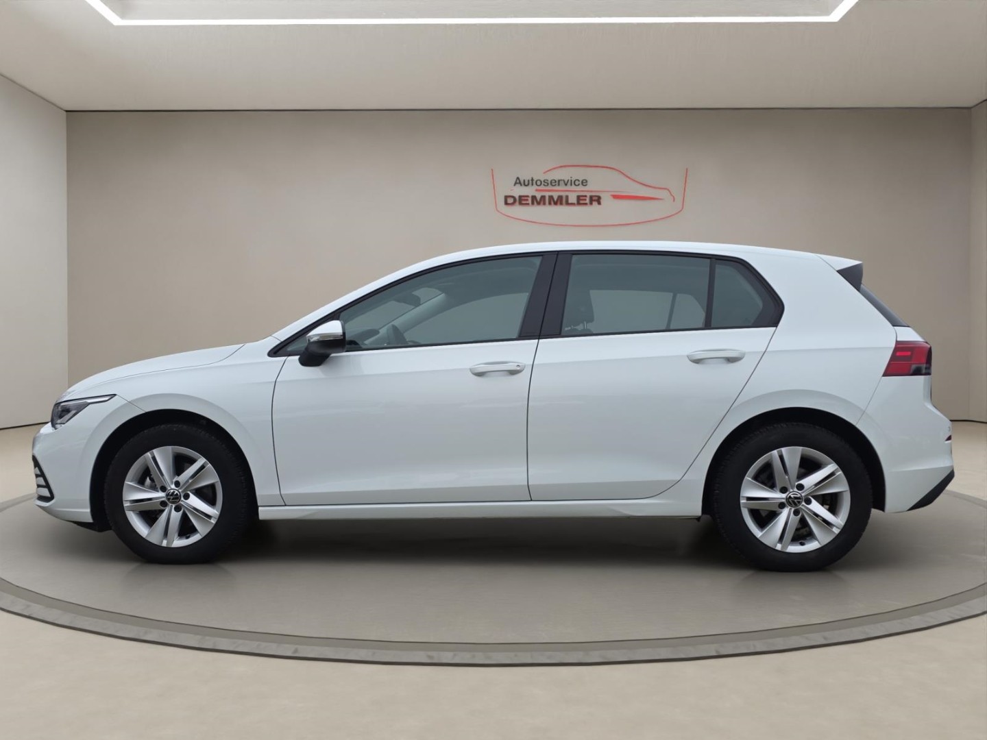 VW Golf VIII Life 1.5 TSI,Climatronik,LED,Parksensoren, pure white (weiss) – Bild 8