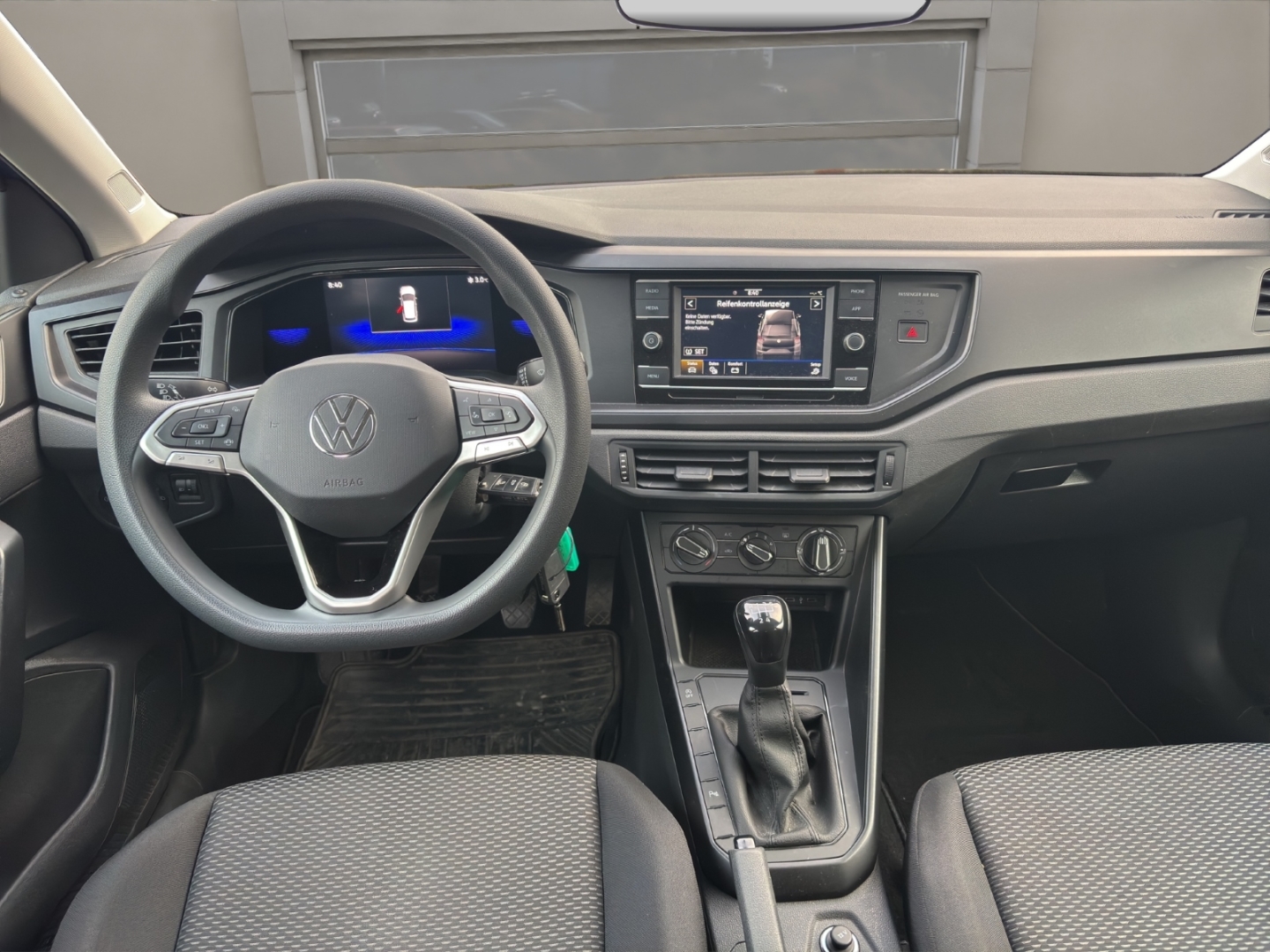 VW Polo VI ,Klimaanlage, LED-Scheinwerfer, PDC, DAB, reef blue metallic (blau) – Bild 11