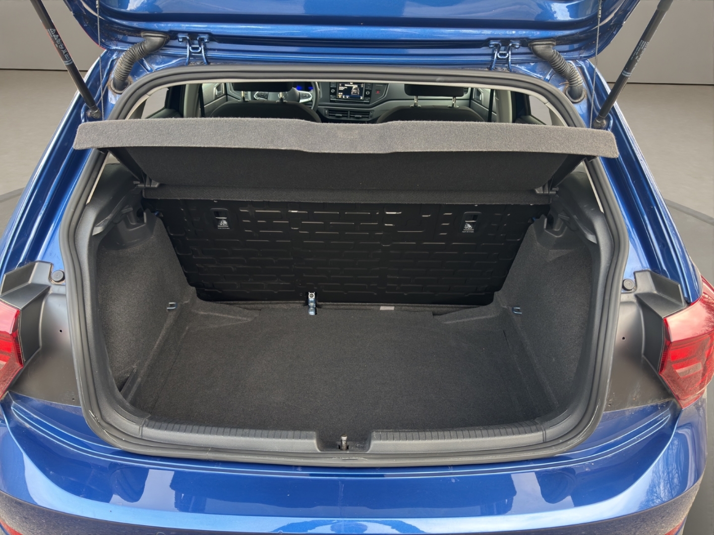 VW Polo VI ,Klimaanlage, LED-Scheinwerfer, PDC, DAB, reef blue metallic (blau) – Bild 12