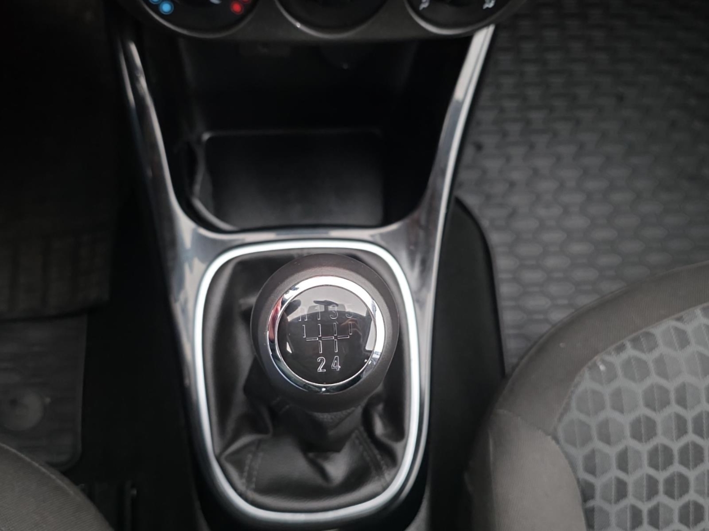 Opel Corsa E Edition,Klima,Winter-P.,Tempomat,Parksensoren, silber – Bild 17