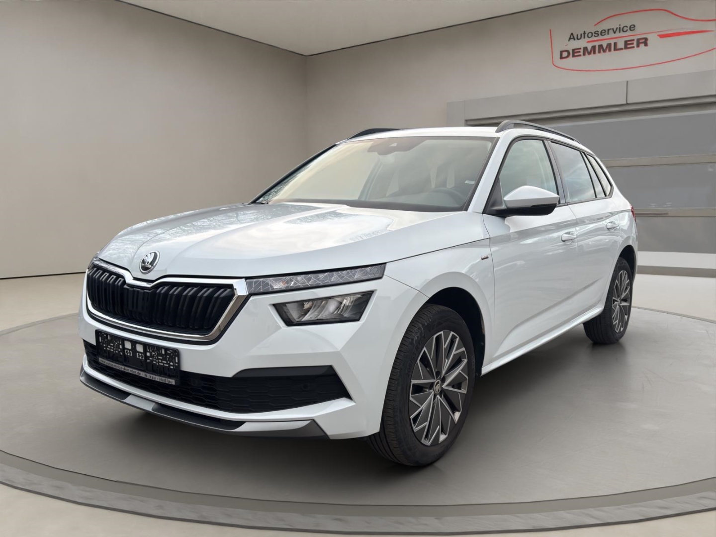 Skoda Kamiq Clever,LED,Climatronic,Tempomat,Sitzheizung,PDC, moon-weiss metallic