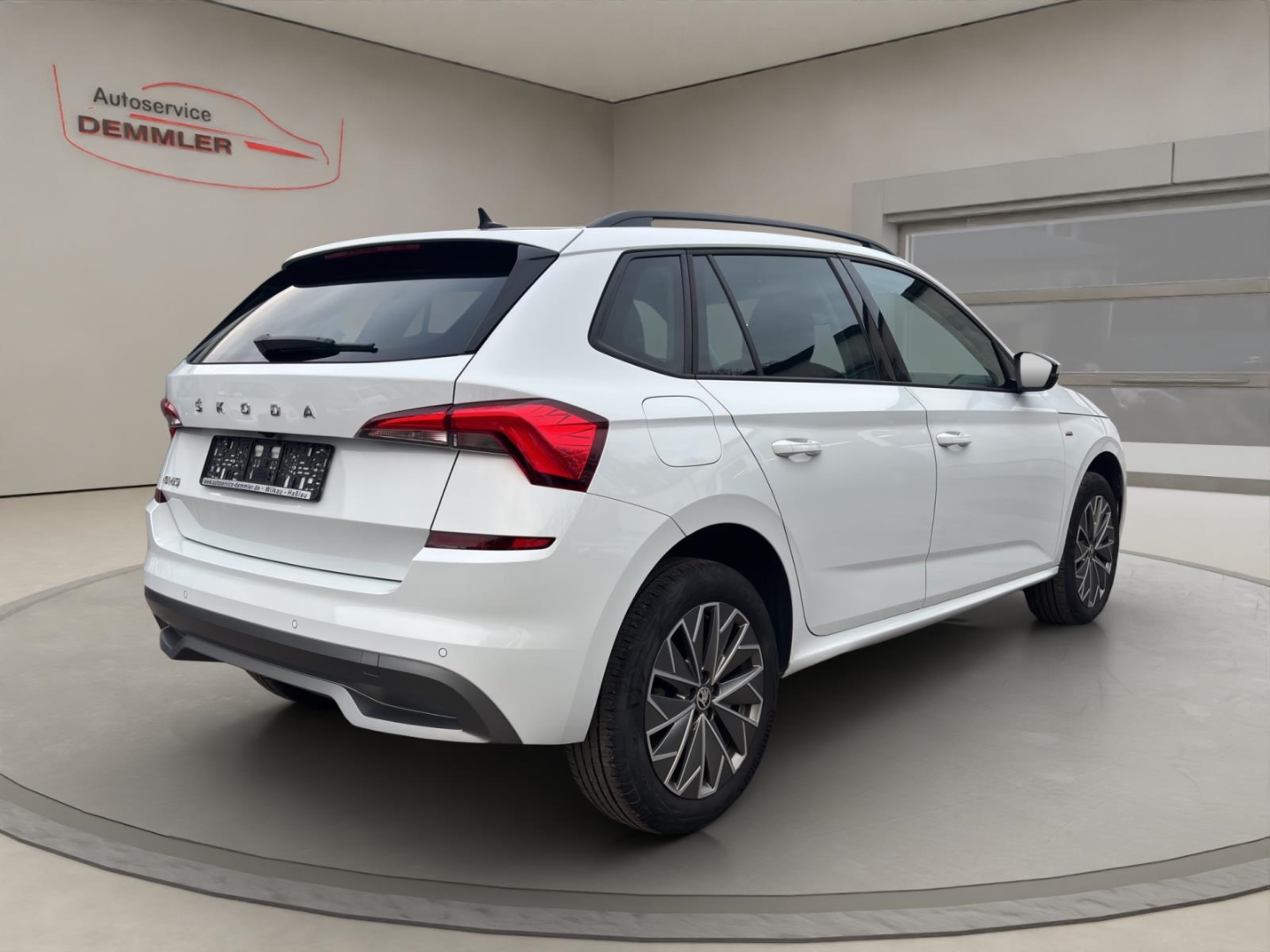 Skoda Kamiq Clever,LED,Climatronic,Tempomat,Sitzheizung,PDC, moon-weiss metallic – Bild 5