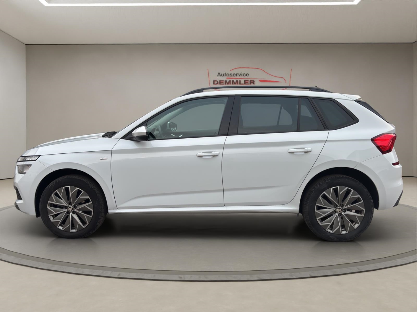 Skoda Kamiq Clever,LED,Climatronic,Tempomat,Sitzheizung,PDC, moon-weiss metallic – Bild 8