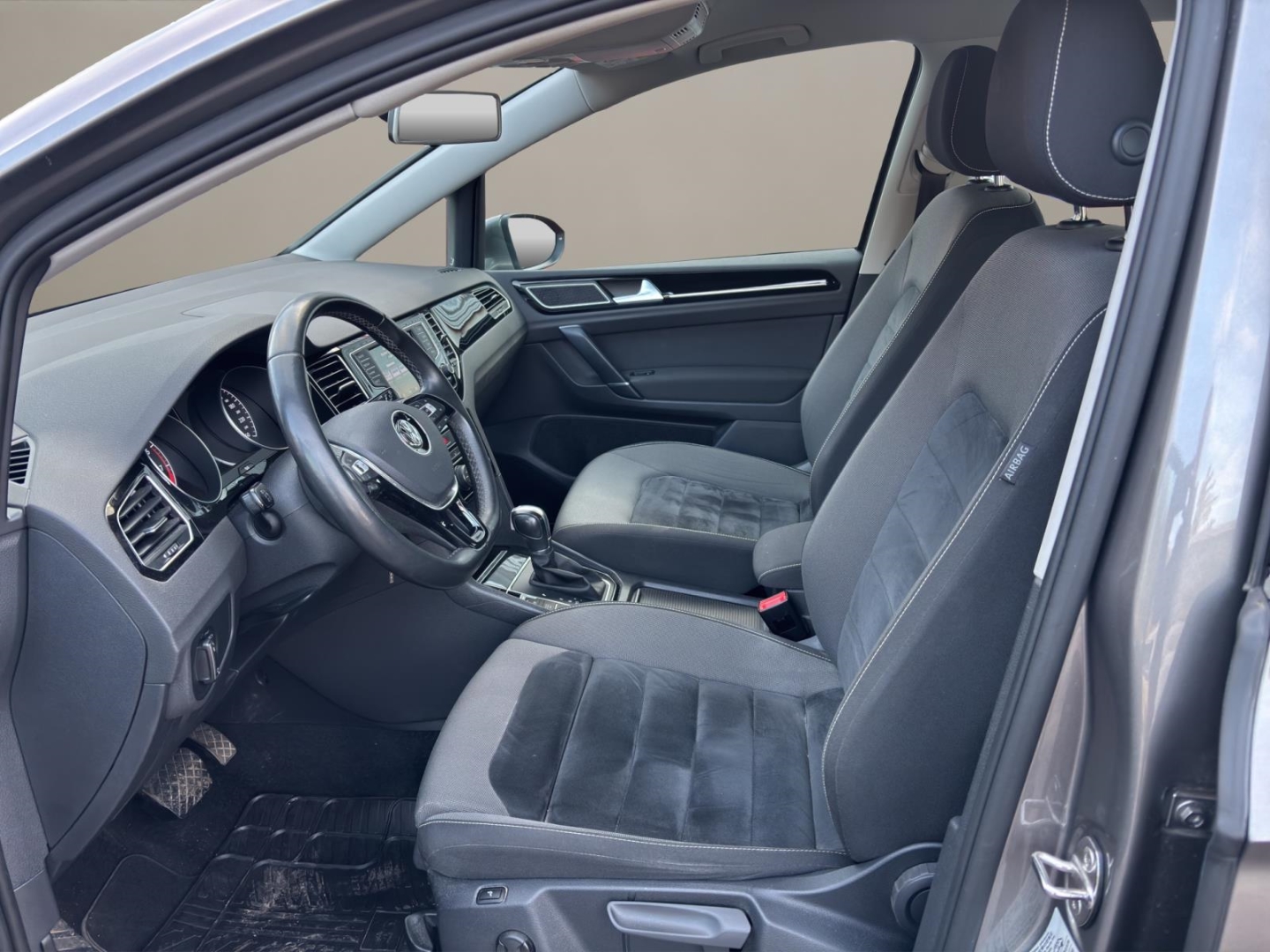 VW Golf Sportsvan VII Highline,Xenon,Navi,AHK,Winter-P.,Tempomat, limestone grey metallic (grau) – Bild 13