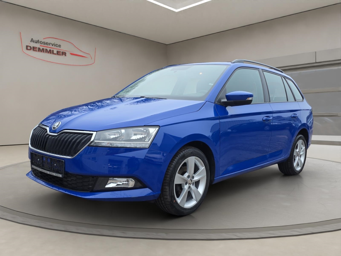 Skoda Fabia Combi 1.0 TSI Cool Plus, Klima, Parksensoren, DAB-Radio, energy blau