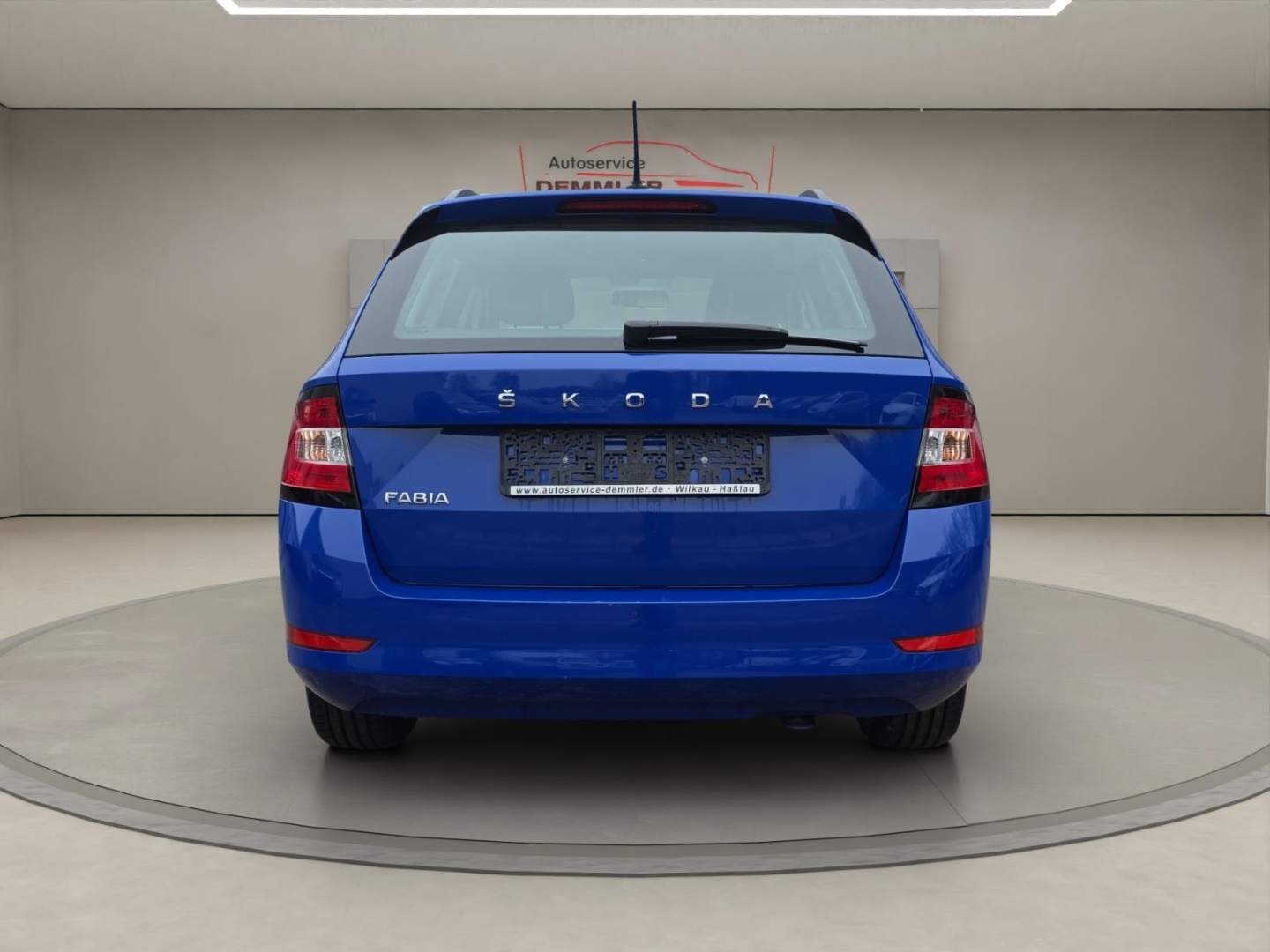 Skoda Fabia Combi 1.0 TSI Cool Plus, Klima, Parksensoren, DAB-Radio, energy blau – Bild 6