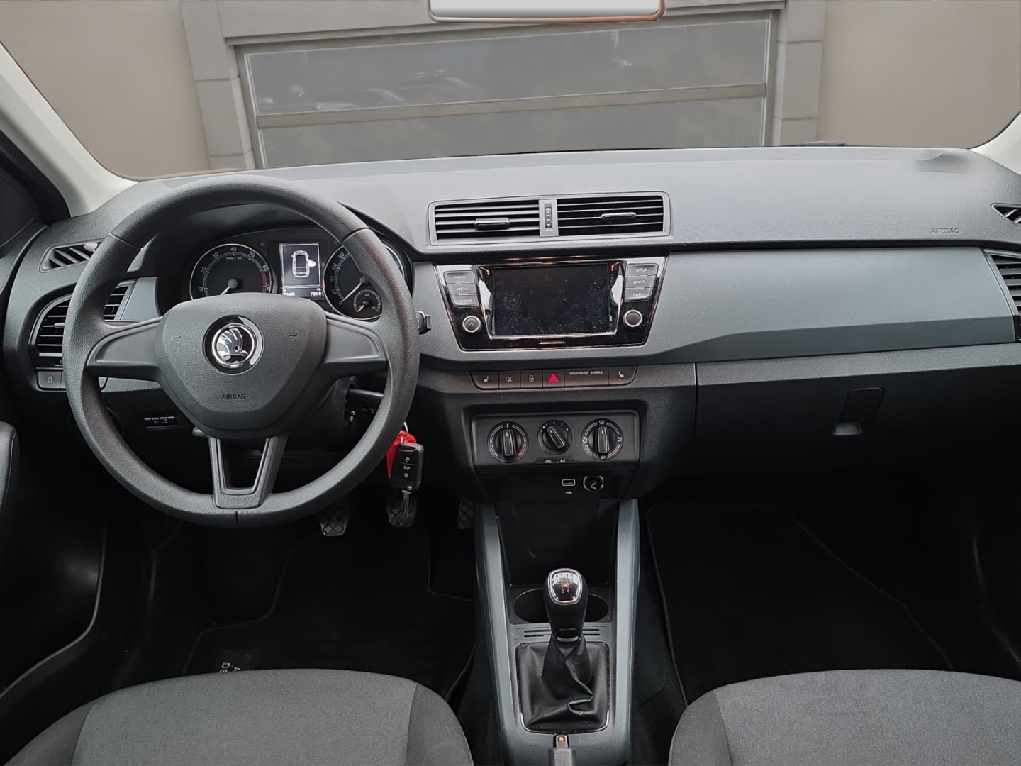 Skoda Fabia Combi 1.0 TSI Cool Plus, Klima, Parksensoren, DAB-Radio, energy blau – Bild 11