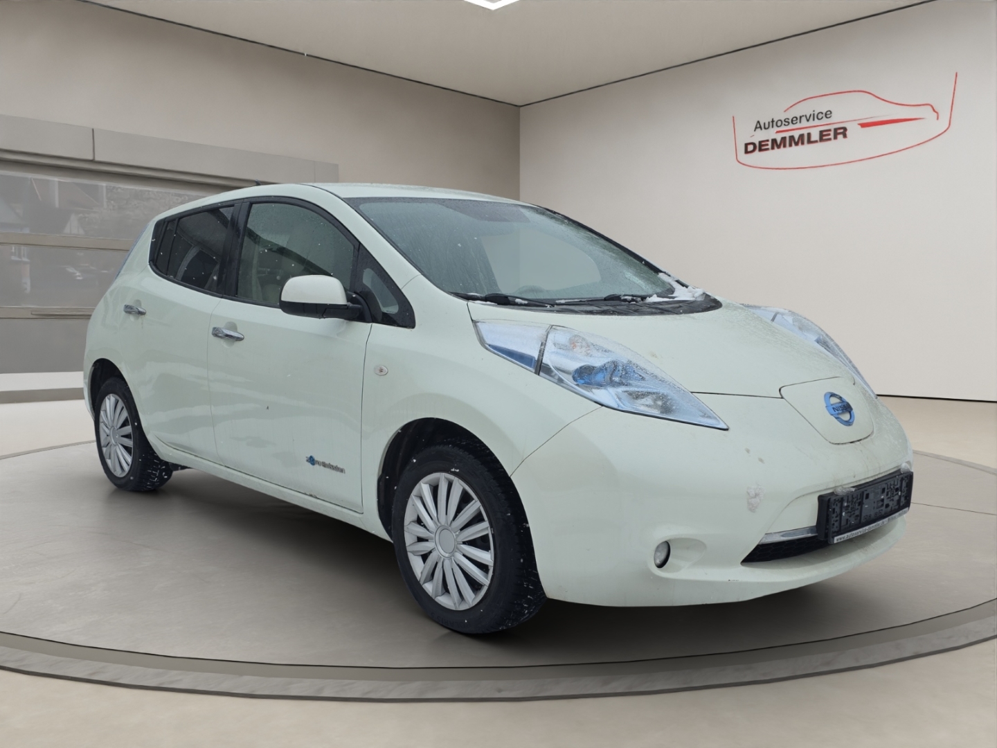 Nissan Leaf Klimaautomatik, Sitzheizung, Navi, Tempomat, white pearl (m) (weiss) – Bild 3