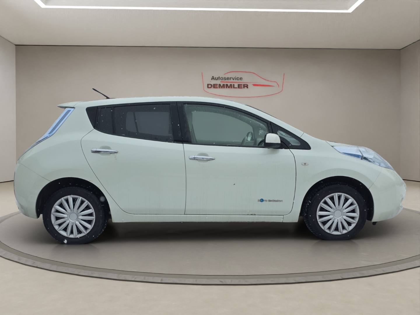 Nissan Leaf Klimaautomatik, Sitzheizung, Navi, Tempomat, white pearl (m) (weiss) – Bild 4