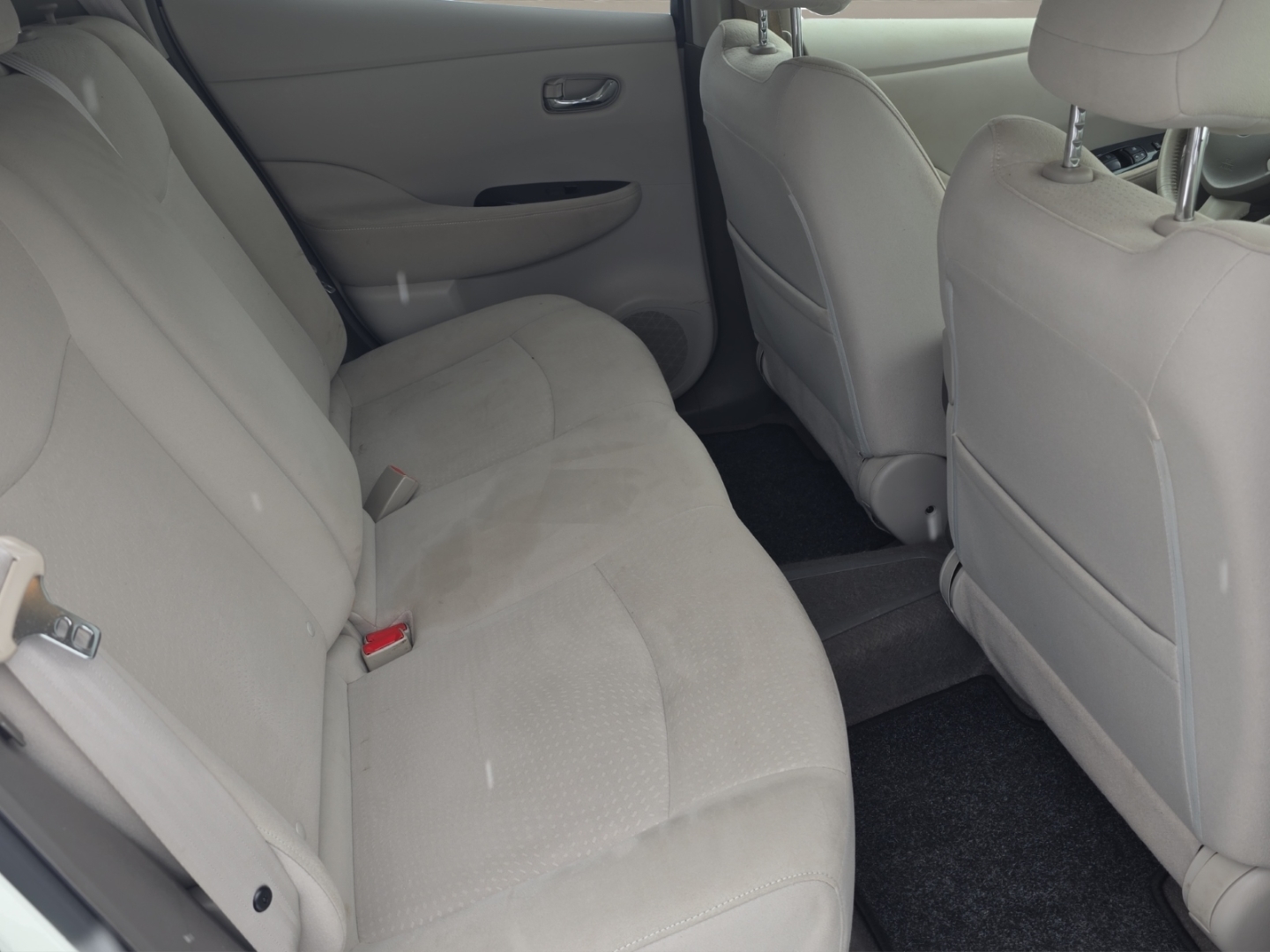 Nissan Leaf Klimaautomatik, Sitzheizung, Navi, Tempomat, white pearl (m) (weiss) – Bild 10