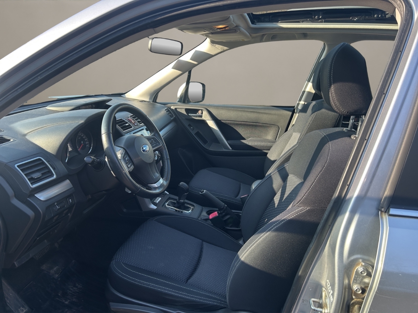 Subaru Forester Exclusive,4x4,Pano-Dach ,Xenon,Tempomat,Klimaautomaik, ice silver (m) (silber) – Bild 13