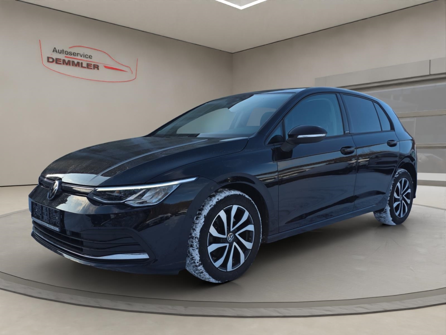 VW Golf VIII 1.5 TSI. LED, Navi, ACC, Winter-P.,, deep black perleffekt (schwarz)