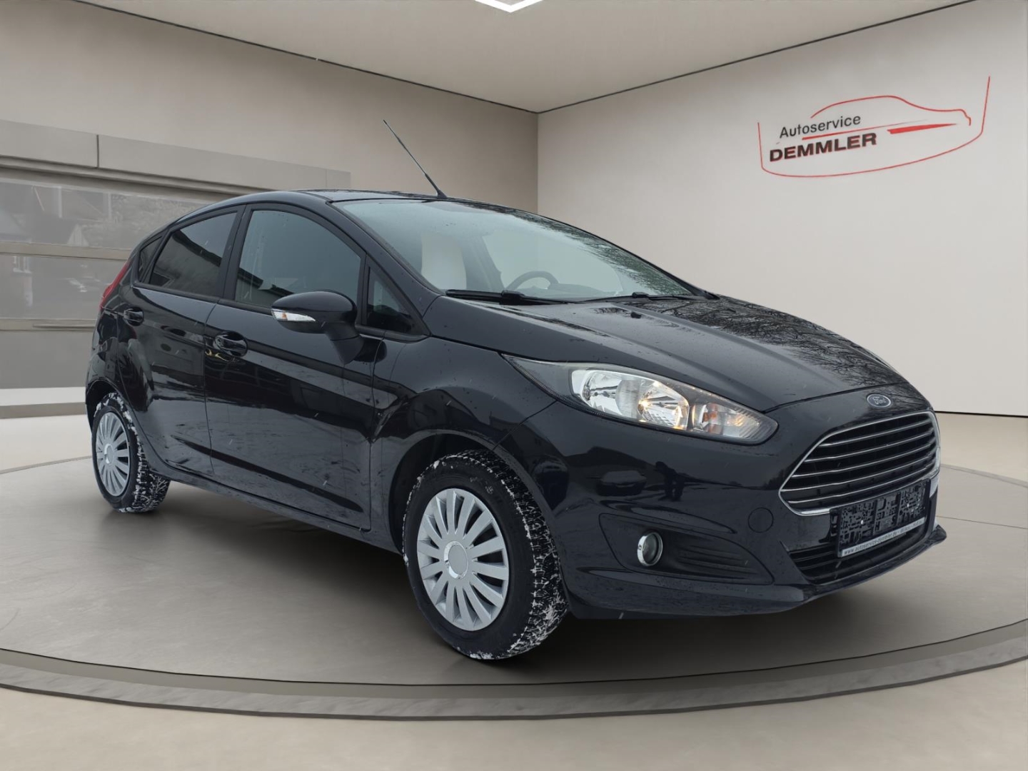 Ford Fiesta 1.2,Klima,Winter-P.,Sitz- und Frontscheibenheizung, panther-schwarz metallic – Bild 3