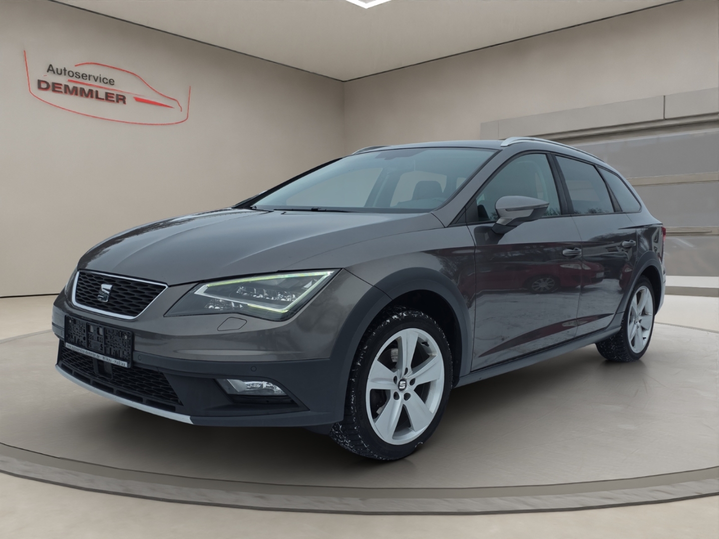 Seat Leon 2.0 TDI X-Perience 4x4,Navi,LED,Winter-P., technic grau