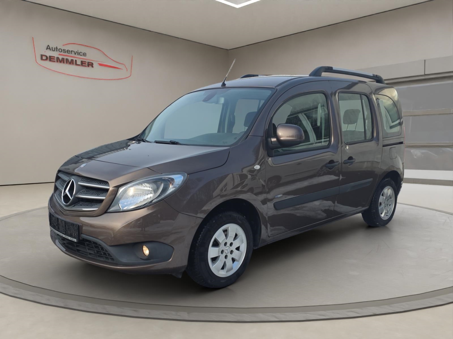 Mercedes-Benz Citan Klima,Anhängerkupplung, Sitzheizung, PDC, limonitbraun metallic