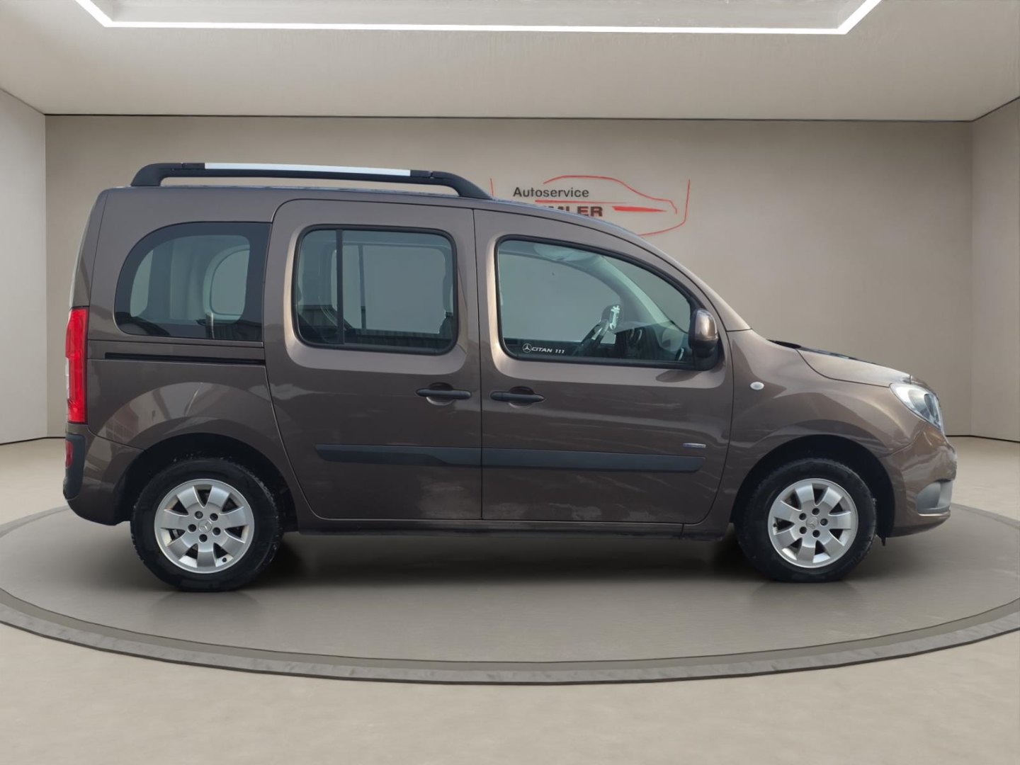 Mercedes-Benz Citan Klima,Anhängerkupplung, Sitzheizung, PDC, limonitbraun metallic – Bild 4