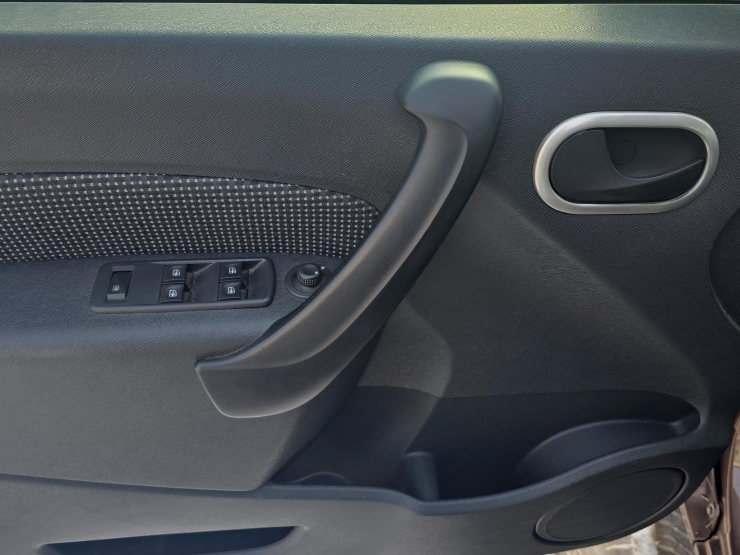 Mercedes-Benz Citan Klima,Anhängerkupplung, Sitzheizung, PDC, limonitbraun metallic – Bild 14