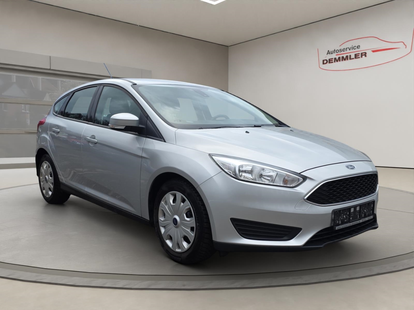 Ford Focus Trend 1.0 Klima *Motor neu*, polar-silber metallic – Bild 3