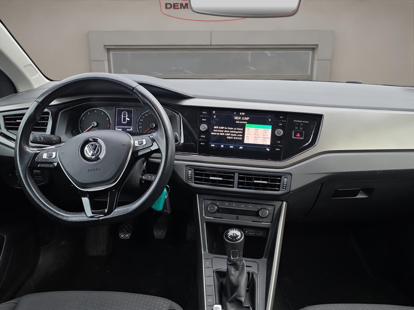 VW Polo Comfortline 1.0 TSI, Navi,Tempomat,Climatronic,PDC, pure white (weiss) – Bild 9