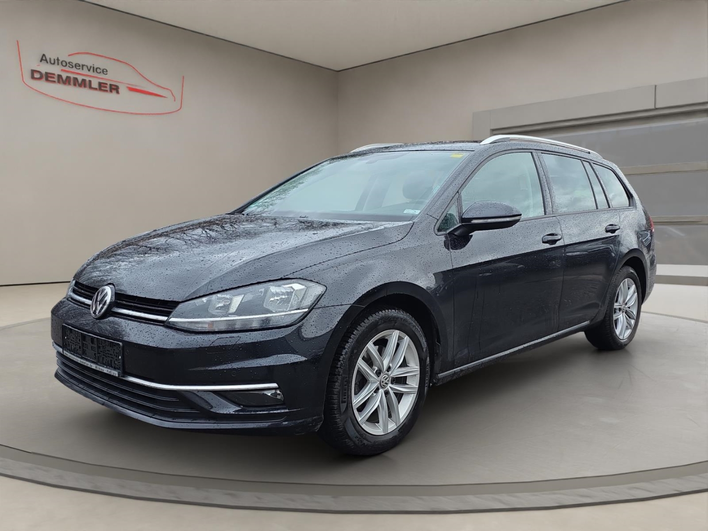 VW Golf VII 1.6 TDI, AHK,Navi,Climatronic,Tempomat,Sitzheizung, deep black perleffekt (schwarz)