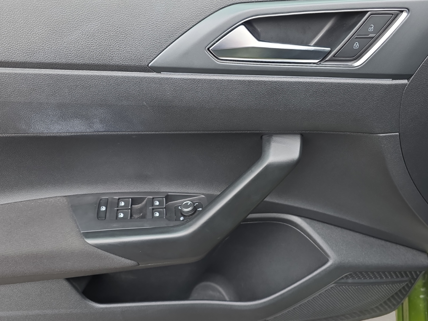 VW Taigo R-Line 1.0 TSI, Climatronic,R.Kamera,LED,ACC, visual green metallic (gruen) – Bild 14