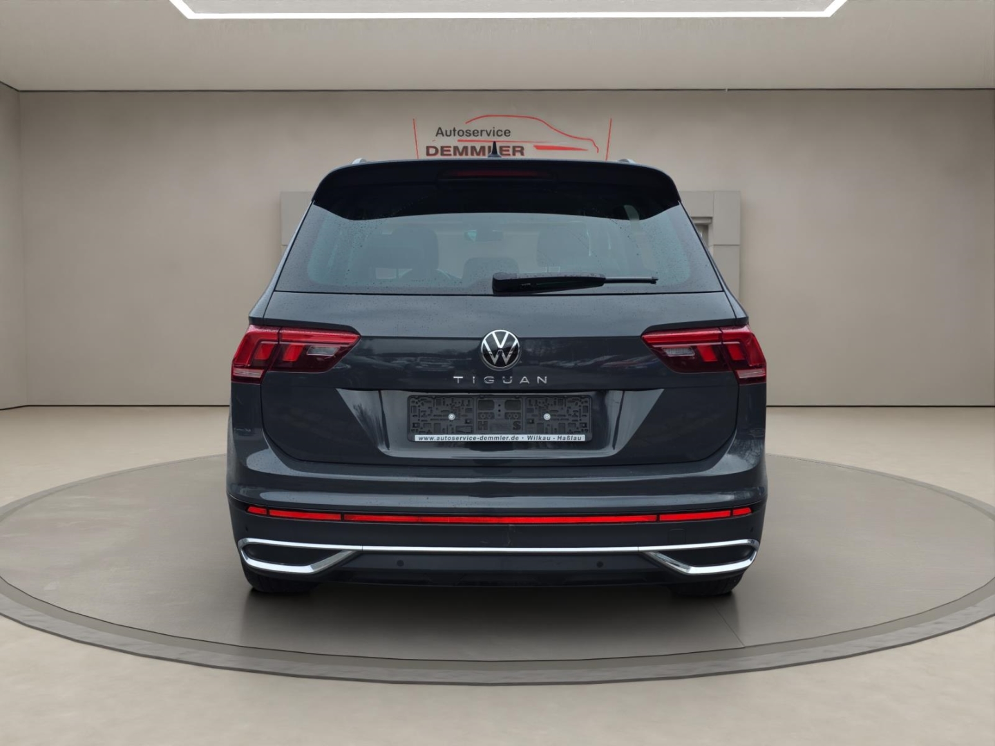 VW Tiguan Urban Sport 2.0 TDI, Standheizung, AHK schwenkbar, Navi, uranograu – Bild 6