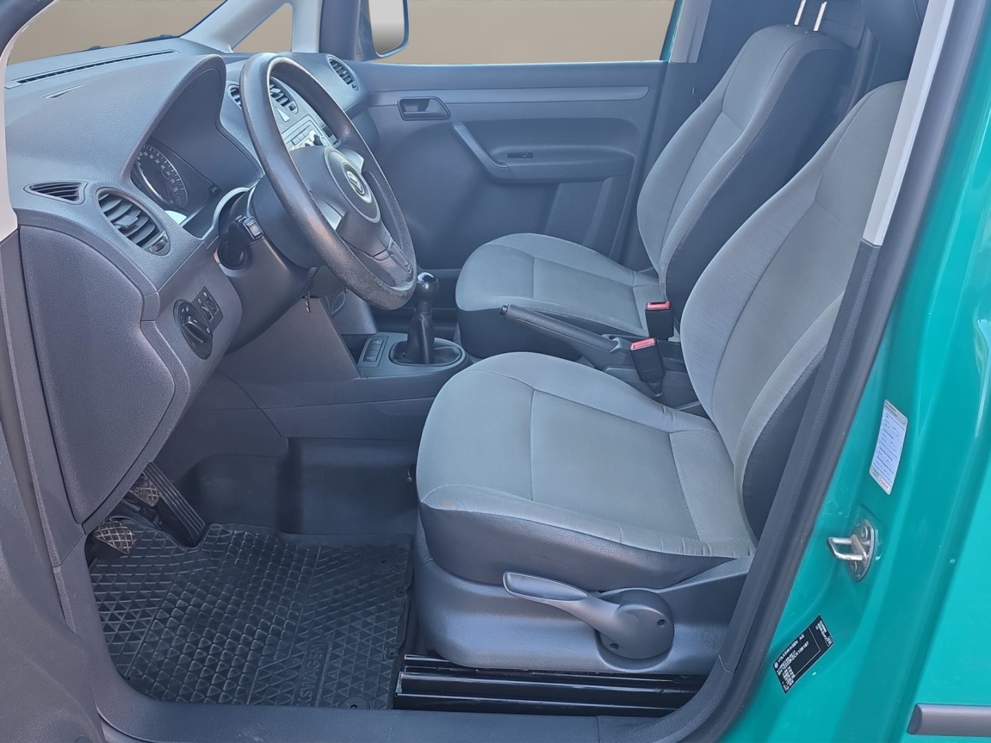 VW Caddy 1.6 TDI,Climatronic,Tempomat,AHK,Sitzheizung, gruen – Bild 13