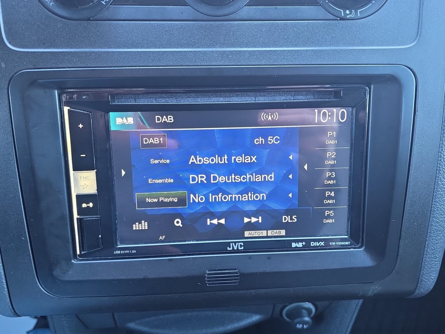 VW Caddy 1.6 TDI,Climatronic,Tempomat,AHK,Sitzheizung, gruen – Bild 17