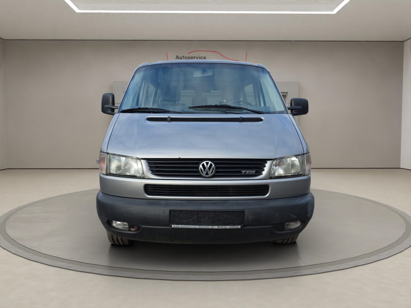 VW T4 Caravelle 2.5 TDI, Klimaautomatik, AHK,ohne Gewährleistung, silbergrau metallic – Bild 2