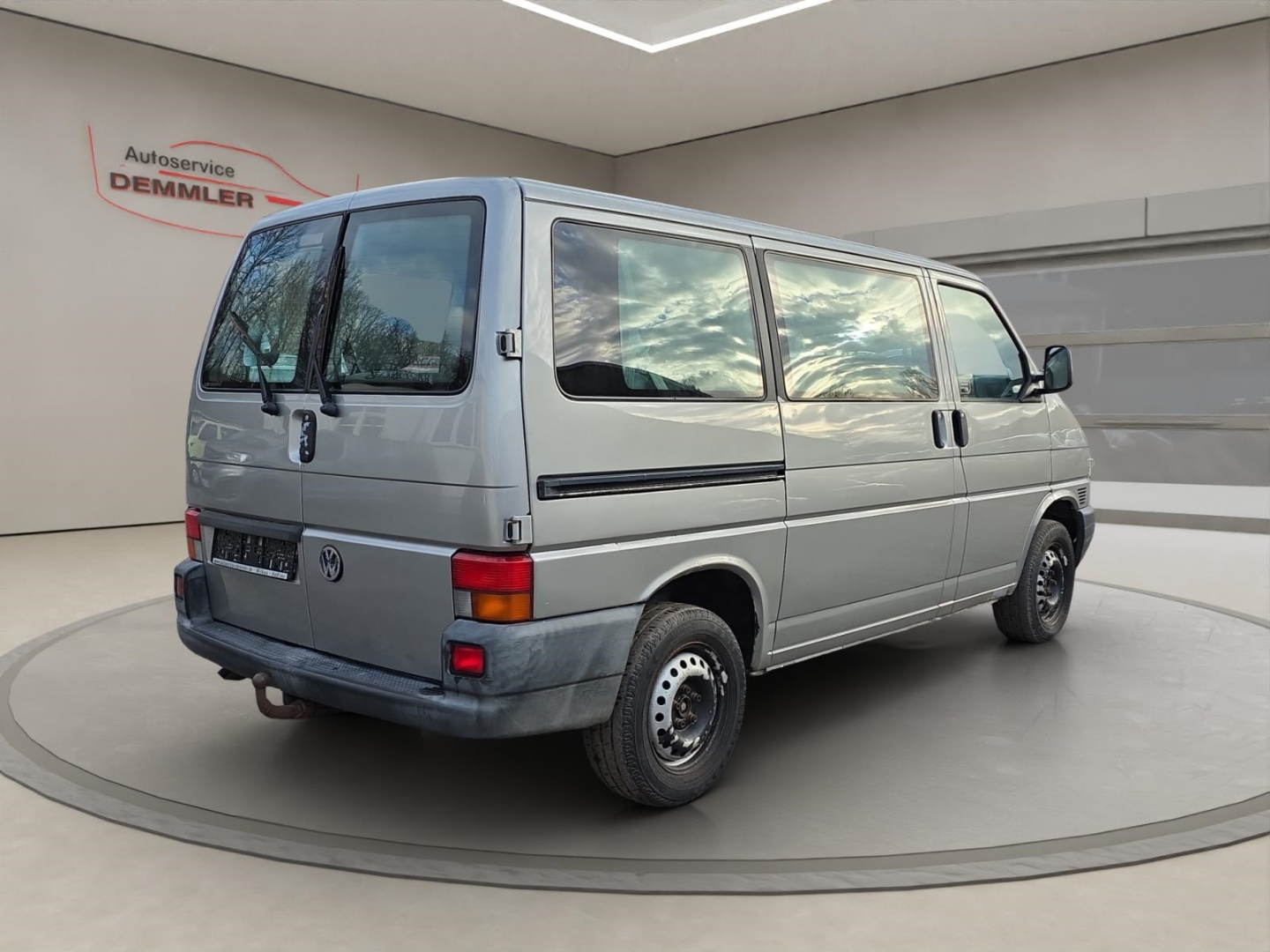 VW T4 Caravelle 2.5 TDI, Klimaautomatik, AHK,ohne Gewährleistung, silbergrau metallic – Bild 5
