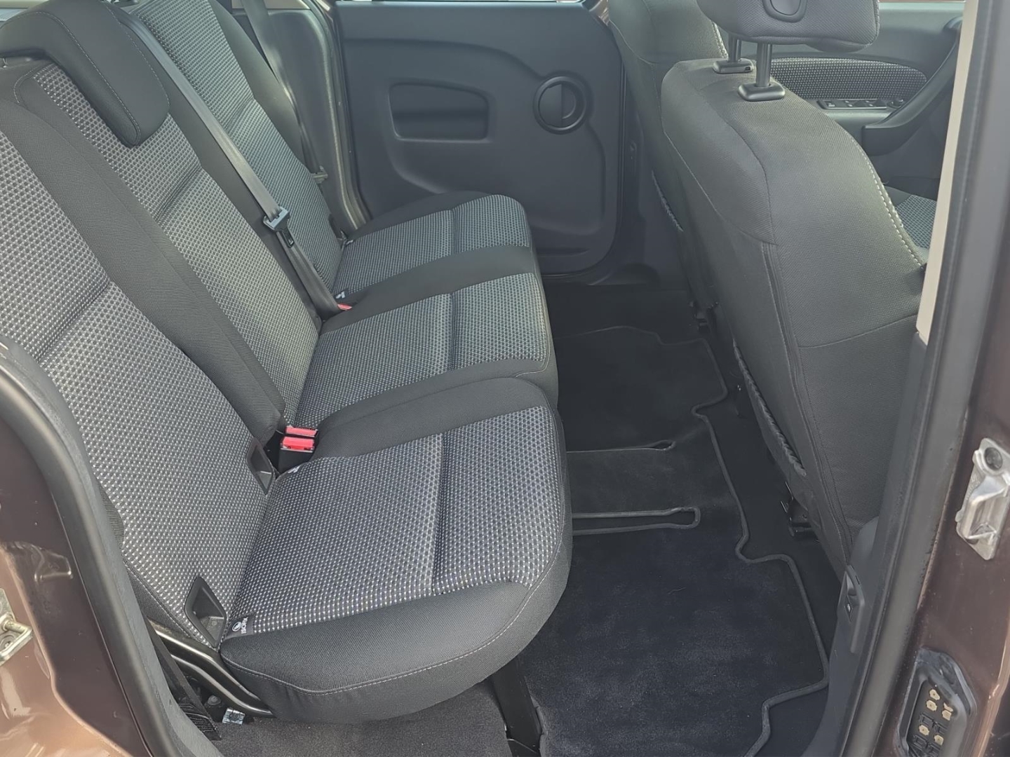 Mercedes-Benz Citan Klima,Anhängerkupplung, Sitzheizung, PDC, limonitbraun metallic – Bild 10