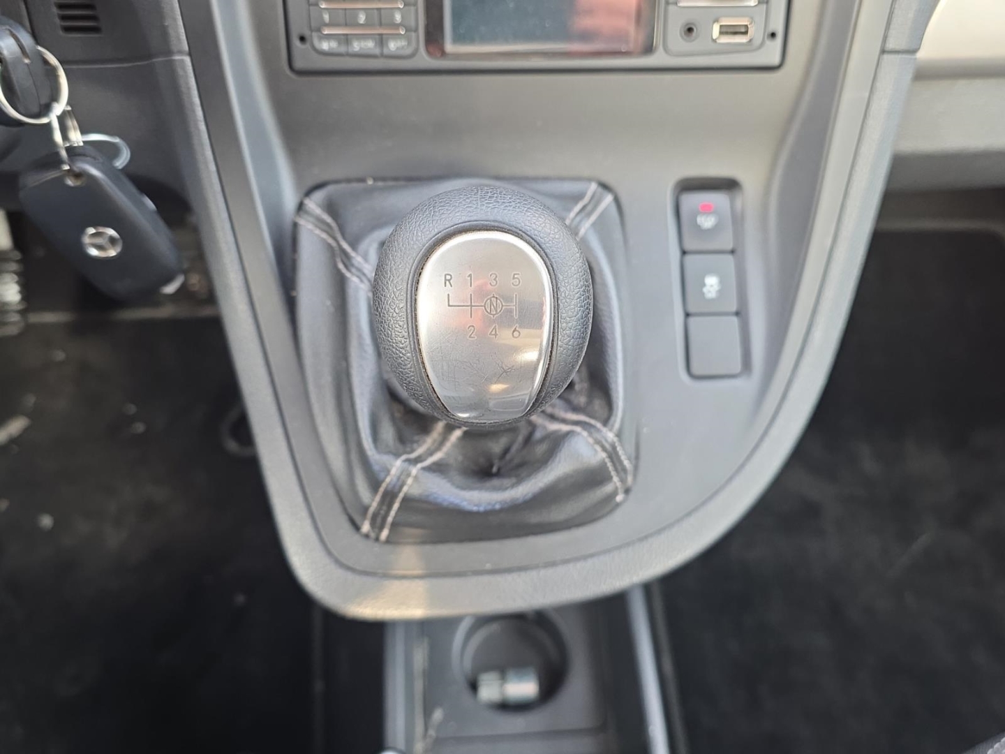 Mercedes-Benz Citan Klima,Anhängerkupplung, Sitzheizung, PDC, limonitbraun metallic – Bild 17