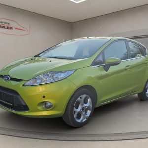 Ford Fiesta Titanium 1.4,Climatronic,beh.Frontsch.,PDC, squeeze (gruen)