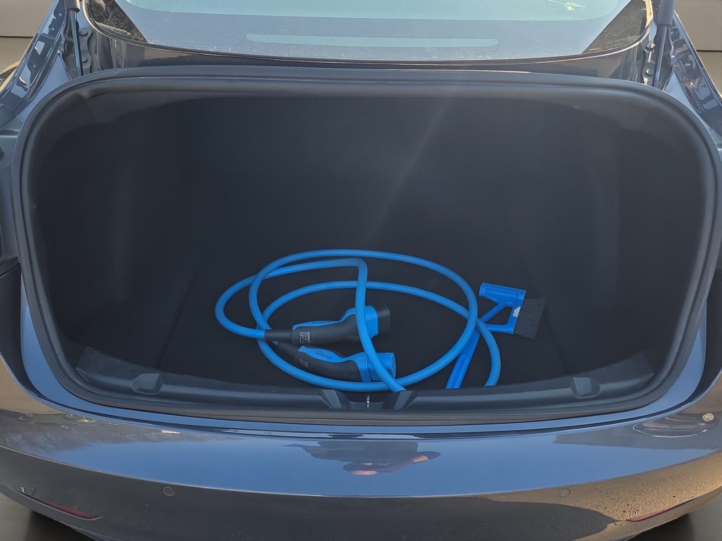 Tesla Model 3 Long Range Dual AWD, grau – Bild 12