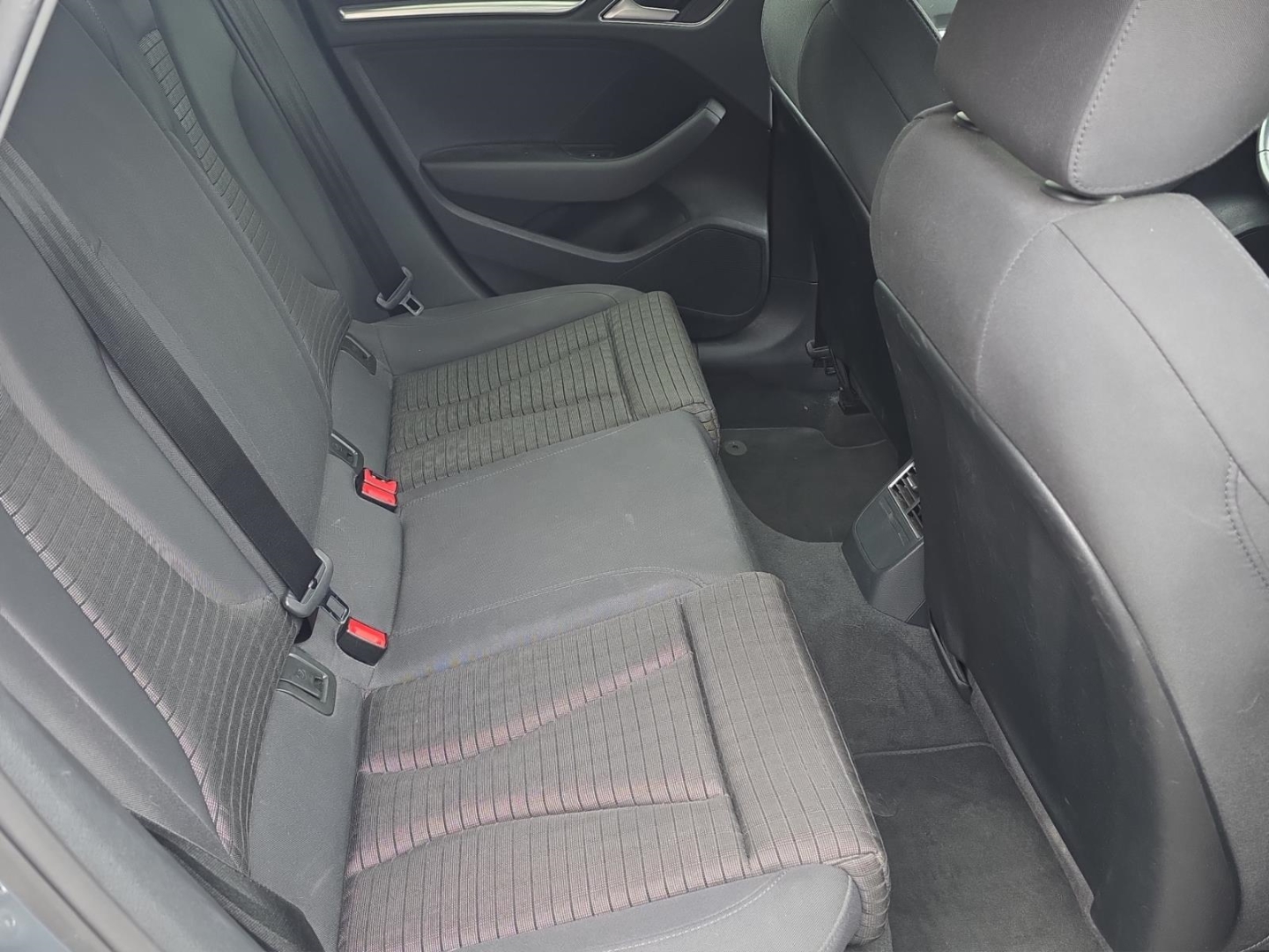 Audi A3 Sport 1.5 TFSI,Climatronic,Xenon,Navi,Rückfahrkamera, nanograu metallic – Bild 10