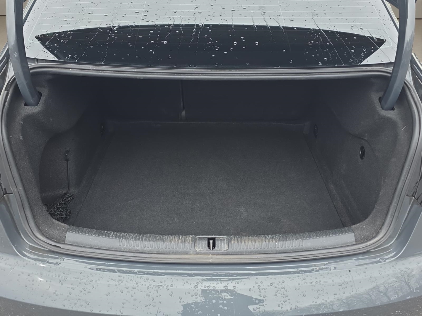 Audi A3 Sport 1.5 TFSI,Climatronic,Xenon,Navi,Rückfahrkamera, nanograu metallic – Bild 12